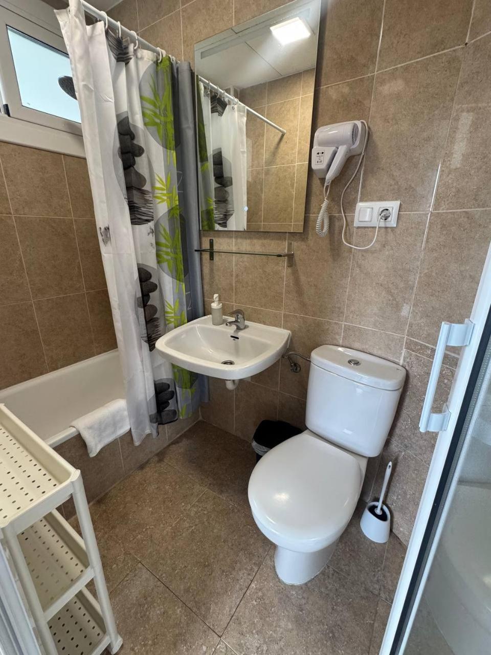 Hotel Colibri Calella Zewnętrze zdjęcie