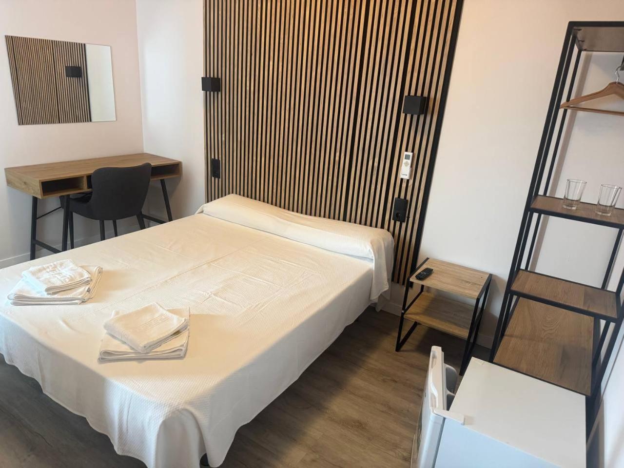 Hotel Colibri Calella Zewnętrze zdjęcie